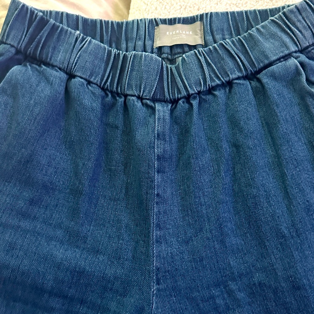 Comfy Everlane jeans for sale!